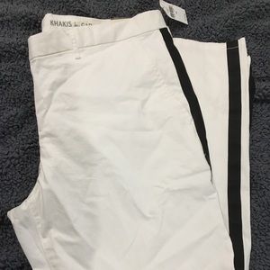 White cropped pants